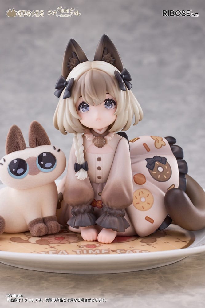Figurka Decorated Life Collection - Tea Time Cats x Siamese