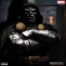 Figurka Marvel 1/12 Doctor Doom- Zdjęcie 3