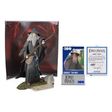 [Outlet] Figurka Lord of the Rings / Władca Pierścieni Movie Maniacs - Gandalf the Grey *USZKODZONE OPAKOWANIE*- Zdjęcie 2