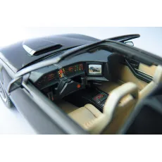 Model do sklejenia Knight Rider 1/24 - K.I.T.T. (Season IV)- Zdjęcie 3