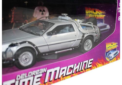 Model Back to the Future 1/24 81 DeLorean LK Coupe- Zdjęcie 3