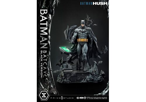 Figurka Batman Hush Musem Masterline 1/3 - Batman (Batcave Black Version)