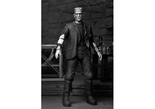 Figurka Universal Monsters (Narzeczona Frankensteina) - Ultimate Frankenstein's Monster (Czarno-biały)- Zdjęcie 4