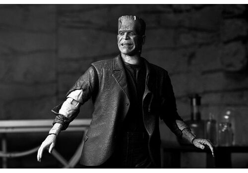 Figurka Universal Monsters (Narzeczona Frankensteina) - Ultimate Frankenstein's Monster (Czarno-biały)- Zdjęcie 10