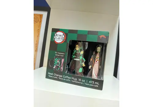 Duży kubek zmieniający kolor Demon Slayer Kimetsu no Yaiba - Bohaterowie (473 ml)- Zdjęcie 4