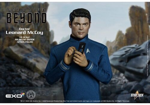 Figurka Star Trek Beyond 1/6 - Dr. Leonard 'Bones' McCoy- Zdjęcie 2