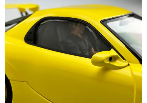 Model do sklejenia Initial D 1/24 - Keisuke Takahashi FD3S RX-7 Project D Ver. (z figurką Keisuke Takahashi)- Zdjęcie 3