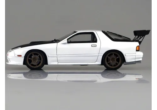 Model do sklejenia Initial D 1/24 - Ryosuke Takahashi FC3S RX-7 Hakone Battle Ver.- Zdjęcie 5
