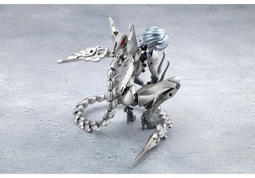 Model do składania Unlimited Universe Megalomaria - Wreckage Hunter & Bandit Wheel- Zdjęcie 10