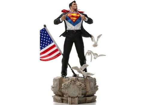 Figurka DC Comics Deluxe Art Scale 1/10 Clark Kent