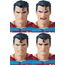 Figurka Superman: For Tomorrow MAFEX - Superman- Zdjęcie 9